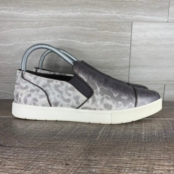 Vince Shoes - Women's VINCE Paeyre Pointed Sneaker